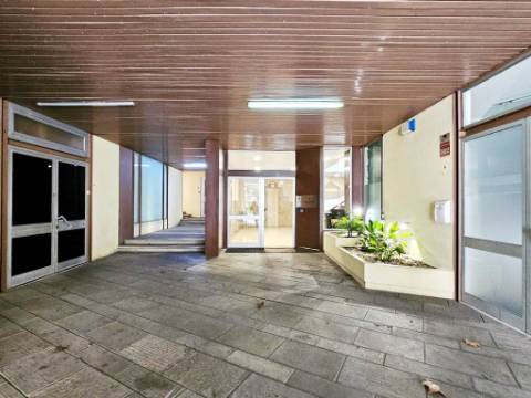 Luminoso escritório , localização central nas Avenidas Novas, em Lisboa