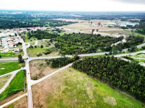 Terreno de 108.508m2 com PIP aprovado para a construção de 34.931m2 em Pegões-Gare, Montijo, Setúbal
