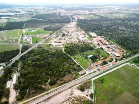 Terreno de 108.508m2 com PIP aprovado para a construção de 34.931m2 em Pegões-Gare, Montijo, Setúbal
