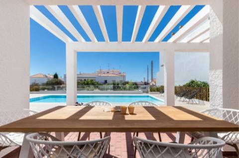 Moradia T5+3 com piscina, Vila Nova de Cacela, Algarve.