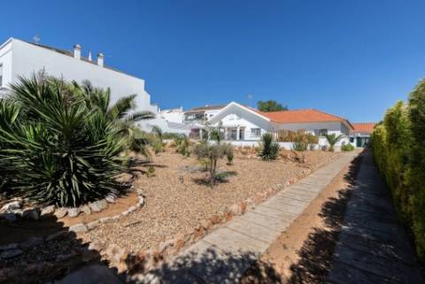 Moradia T5+3 com piscina, Vila Nova de Cacela, Algarve.