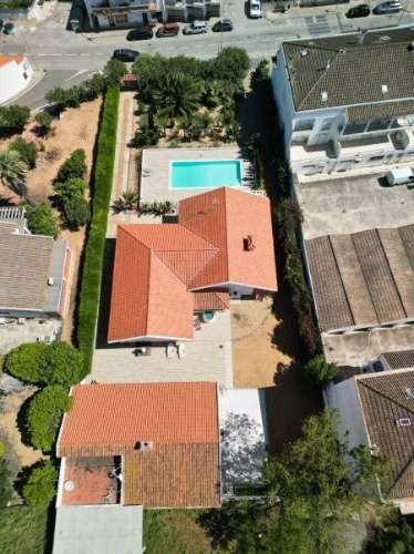 Moradia T5+3 com piscina, Vila Nova de Cacela, Algarve.