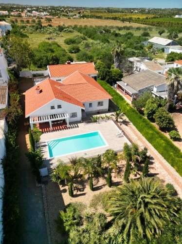 Moradia T5+3 com piscina, Vila Nova de Cacela, Algarve.