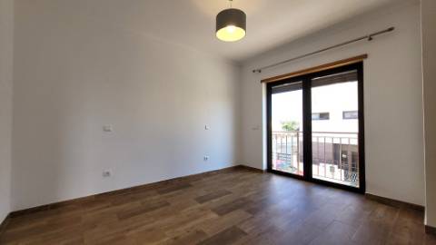 Moradia T3 Moderna com Piscina e BBQ a 3 km da Praia, Vila Nova de Cacela, Algarve