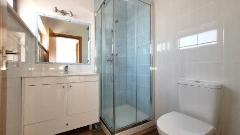 Moradia T3 Moderna com Piscina e BBQ a 3 km da Praia, Vila Nova de Cacela, Algarve