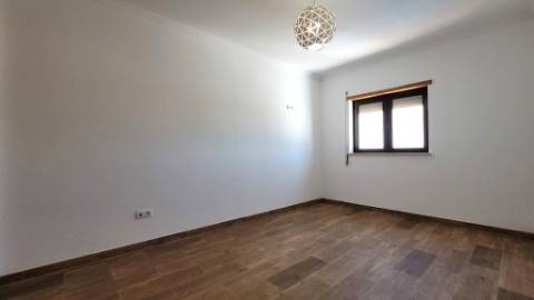 Moradia T3 Moderna com Piscina e BBQ a 3 km da Praia, Vila Nova de Cacela, Algarve