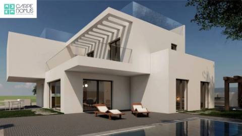 Nova Moradia de Luxo com Piscina e Terraço Panorâmico em Tavira, Algarve, Portugal.