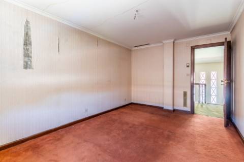 Moradia T9 com enorme potencial em Alvalade, Lisboa