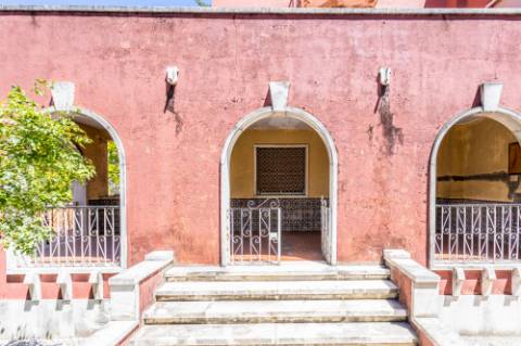 Moradia T9 com enorme potencial em Alvalade, Lisboa