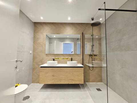 Nova moradia T3 com garagem e piscina, Cascais