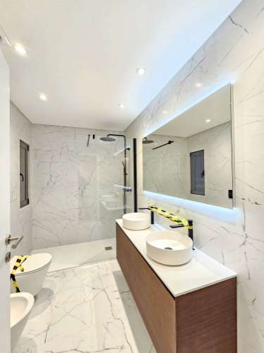 Nova moradia T3 com garagem e piscina, Cascais