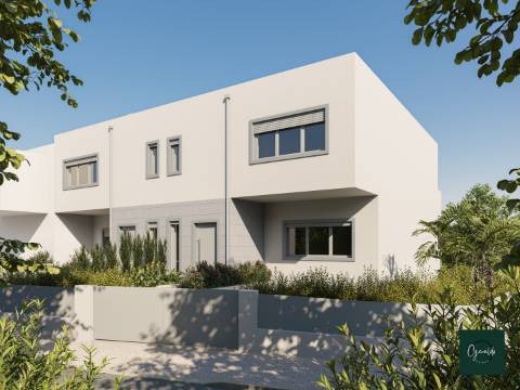 Nova moradia T3 com garagem e piscina, Cascais