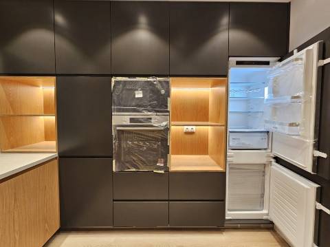 Nova moradia T3 com garagem e piscina, Cascais