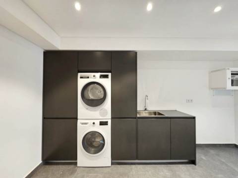 Nova moradia T3 com garagem e piscina, Cascais