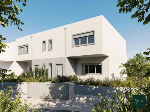 Nova moradia T3 com garagem e piscina, Cascais