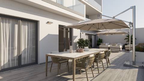 Espaçoso apartamento T3, parqueamentos e terraços, em Cascais