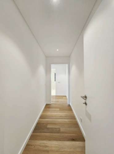 Espaçoso apartamento T3, parqueamentos e terraços, em Cascais