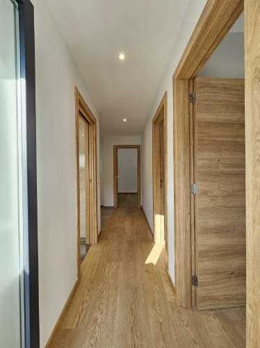 Nova moradia T4 com piscina, em Alverca, Vila Franca de Xira, Lisboa