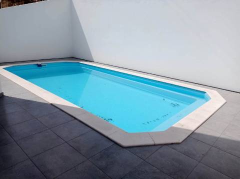 Nova moradia T4 com piscina, em Alverca, Vila Franca de Xira, Lisboa