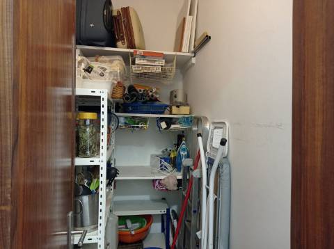 Apartamento T4, renovado, na Avenida do Brasil - Lisboa