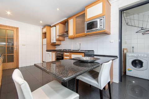 Apartamento T3 Expo centro