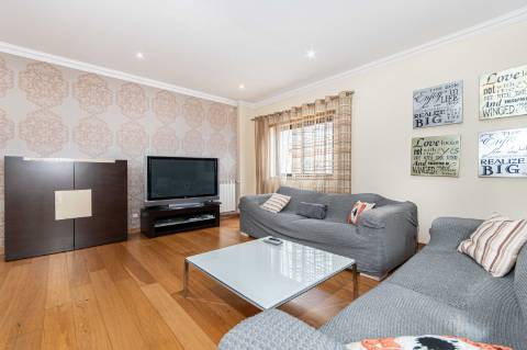 Apartamento T3 Expo centro