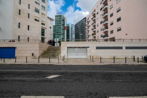 Apartamento T3 Expo centro