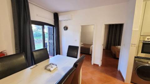 T2 Mobilado em Condomínio com Piscinas e Jardim - Tavira, Algarve, Portugal.