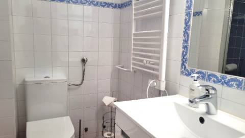 T2 Mobilado em Condomínio com Piscinas e Jardim - Tavira, Algarve, Portugal.