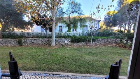 T2 Mobilado em Condomínio com Piscinas e Jardim - Tavira, Algarve, Portugal.