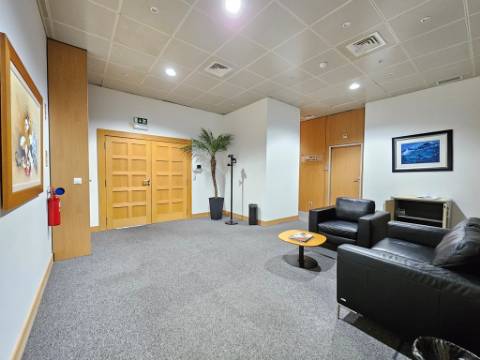 Escritórios com 780 m² na Quinta da Beloura