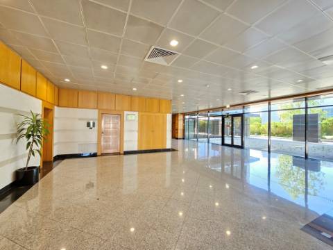 Escritórios com 780 m² na Quinta da Beloura