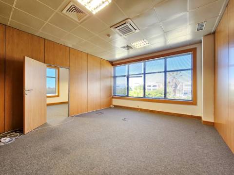 Escritórios com 780 m² na Quinta da Beloura