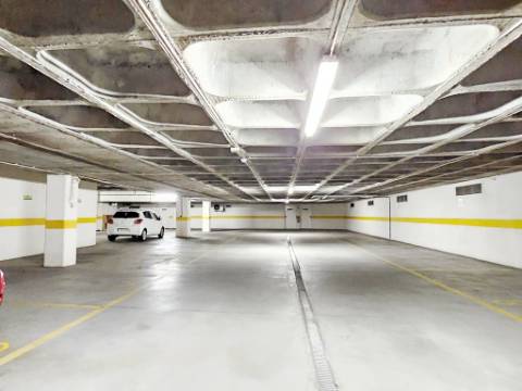 Escritórios com 780 m² na Quinta da Beloura