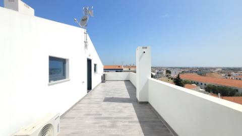 Apartamento Duplex Mobilado no Centro de Tavira - 125,88 m²