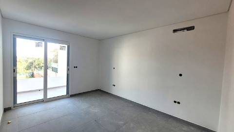 Moradia T3 em Construção em Tavira - Conforto e Modernidade.