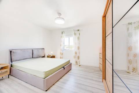 Moradia Térrea T2 com Vista Rio em Alhandra