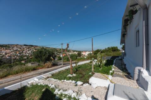 Moradia Térrea T2 com Vista Rio em Alhandra