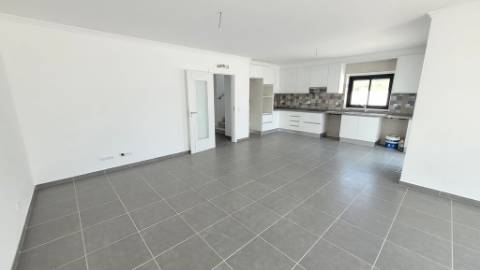 Moradia Nova T3+1 com Piscina Privada - Vila Nova de Cacela, Algarve