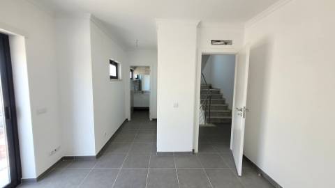 Moradia Nova T3+1 com Piscina Privada - Vila Nova de Cacela, Algarve