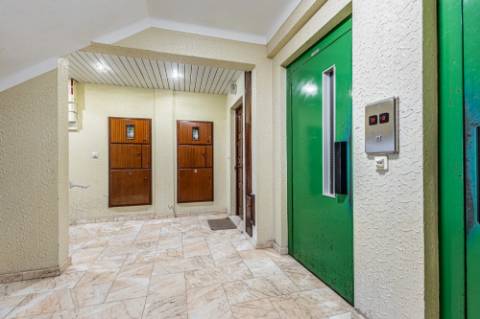 Apartamento T3 com 1 Lugar de Estacionamento - São Domingos, Santarém