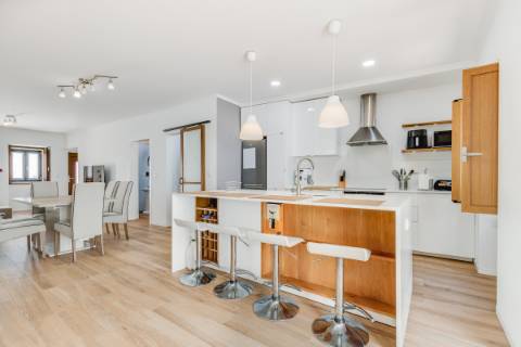 Moradia T2+1 no centro de Alverca