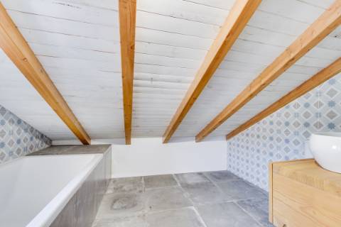 Moradia T2+1 no centro de Alverca