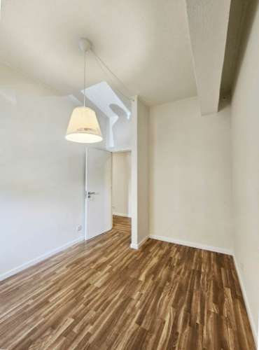 Espaçoso apartamento T10 em Linda-a-Velha, Oeiras
