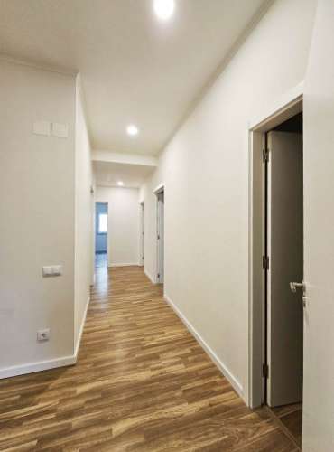 Espaçoso apartamento T10 em Linda-a-Velha, Oeiras