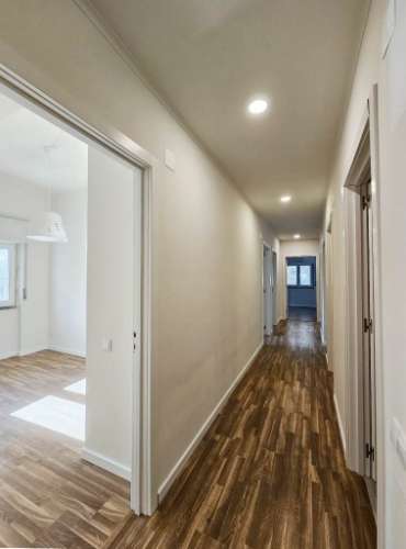 Espaçoso apartamento T10 em Linda-a-Velha, Oeiras