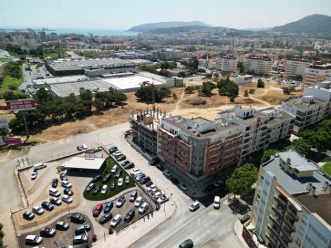 Excelente novo apartamento T2 em Setúbal