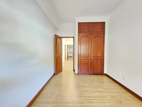 Apartamento T3 na Costa da Caparica