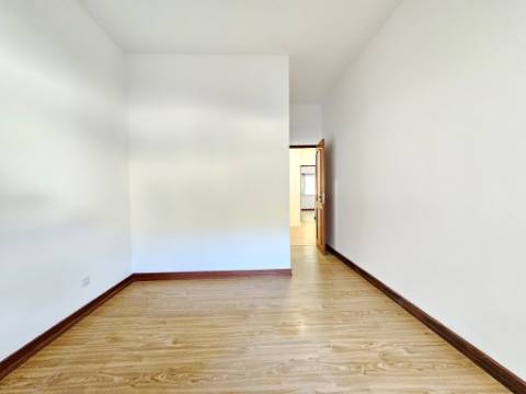 Apartamento T3 na Costa da Caparica