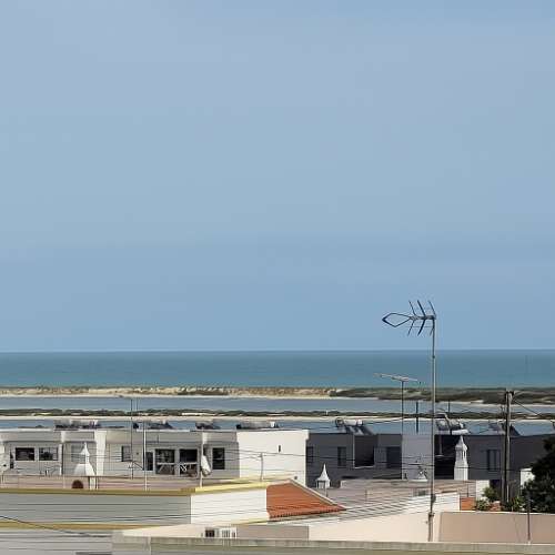 Novo Apartamento T2 em condomínio fechado com piscina na Fuseta.